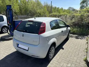 Fiat Grande Punto 1.2 8V Active ( 01.2007->) Bild 4