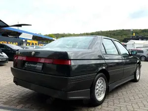 Alfa Romeo 164 3.0i Q4 V6 Oldtimer Bild 4