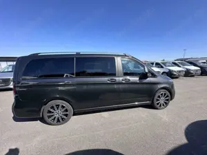 Mercedes-Benz V 300 d 4MATIC Avg. lang+AHK+Pano+LED+elktr.Sitz Bild 3