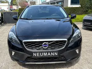Volvo V40 Cross Country Momentum Bild 3
