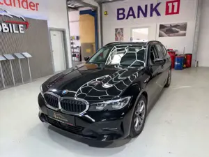 BMW 318 d Advantage Steptronic Navi LED AHK Abstand