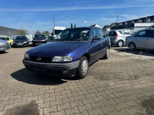 Opel Astra 1.6 Limosine Automatik Klima TÜV Bild 3