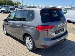Volkswagen Touran Comfortline *AHK*NAVI*SITZHZG* Bild 4