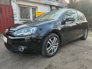 Volkswagen Golf VI Comf.Xenon-Sitzh.PDC vo+hi 2Hd.