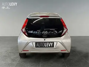 Toyota Aygo 1.0 x-Play +Kamera+PDC+CarPlay+Bluethooth+ Bild 5