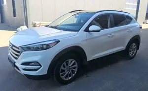 Hyundai TUCSON blue Classic 2WD