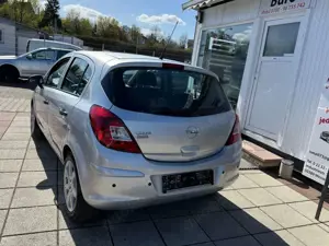Opel Corsa Selection "110 Jahre" Bild 5