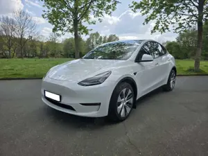 Tesla Model Y Model Y Long Range Dual Motor AWD