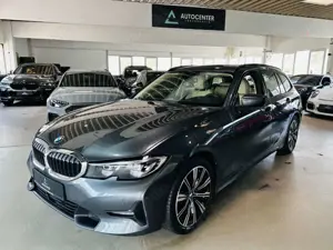 BMW 320 d Sport Line*Kamera*Led*El.Ahk*CarPlay*