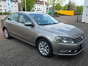 Volkswagen Passat Passat Diesel 2.0 TDI Comfortline AHK