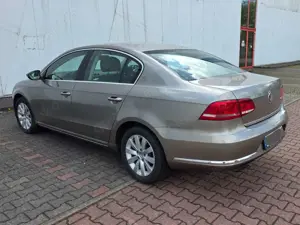 Volkswagen Passat Passat Diesel 2.0 TDI Comfortline AHK Bild 3