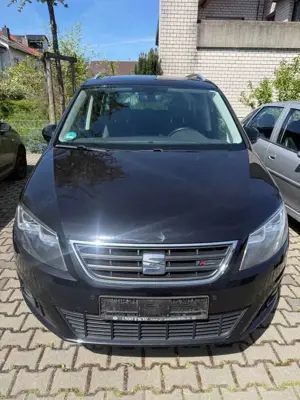 SEAT Alhambra 2.0 TDI 7Sitzer Navi Leder Panoramadach