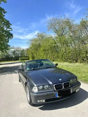 BMW 318 318i