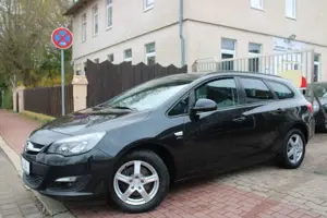Opel Astra J Sports Tourer Active|TÜV/AU NEU