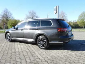 Volkswagen Passat Variant Highline 2.0 TDI BMT Bild 3