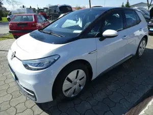 Volkswagen ID.3 Pro Performance 150 kW 62kWh LED NAVI ACC
