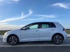 Volkswagen Golf Golf 1.6 TDI DSG Join Bild 4
