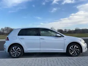 Volkswagen Golf Golf 1.6 TDI DSG Join Bild 3