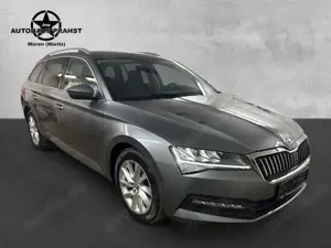 Skoda Superb 2.0TDI NAVI LED KAMERA CARPLAY DAB AHK