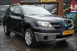 Mitsubishi Outlander 2.0 Comfort klima Radio/CD AHK