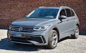 Volkswagen Tiguan R-LINE 4M 1HAND LED VIRTUAL KAMERA ACC