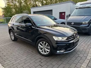 Volkswagen Tiguan Highline neues Modell  AHK LED Alcantara Dynaudio