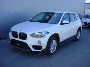 BMW X1 sDrive20i *PDC*Navi*Sitzheizung*