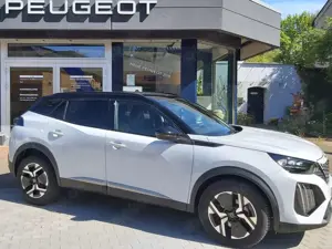 Peugeot 2008 2008 GT Hybrid145-DSC Full LED-NAVI-LS-RFK 360°