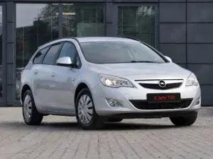 Opel Astra J Sports Tourer Design Edition