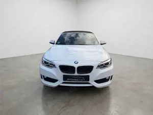 BMW 220 i Cabrio *BI-XENON/ALPINWEISS III* Bild 3