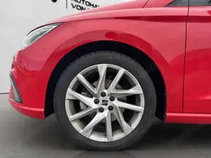 SEAT Ibiza FR TSI Navi FullLink SHZ DAB Voll-LED Klima Navi Bild 4