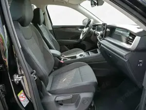 Volkswagen Tayron Life 1.5 eTSI 7Sitze*RFK*AHK*Digital*ACC Bild 4