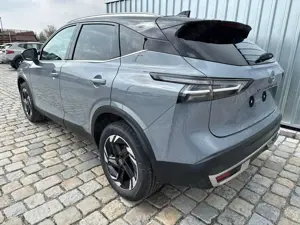 Nissan Qashqai N-Connecta 1.3 DIG-T Mild Hybrid Automatik 158 ... Bild 4