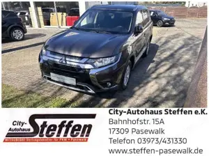 Mitsubishi Outlander Active 2.0 2WD 5-Gang (Diamant Ed.)