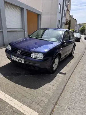 Volkswagen Golf 1.4 Special
