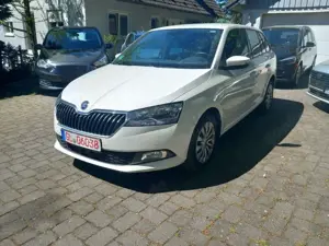 Skoda Fabia Combi 1.0 TSI Ambition AHK