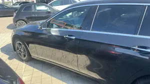 Mercedes-Benz E 300 E-Klasse T-Modell Diesel Plugin Hybrid de 4Matic AMG Burmes Distr Pano 360 Bild 5