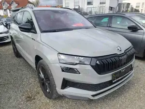 Skoda Karoq 2.0 TDI 4x4 DSG Sportline Matrix ACC AHK