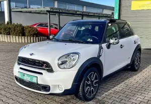 MINI Cooper S Countryman PANO HARMAN KARDON NAVI PDC SHZ