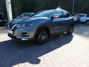 Nissan Qashqai Tekna+*1.2*LED*Navi*360°*DAB*Pano*USB*BT