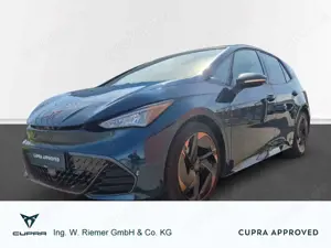 CUPRA Born HUD Wärmepumpe ACC Kessy Panorama Alarm 360°
