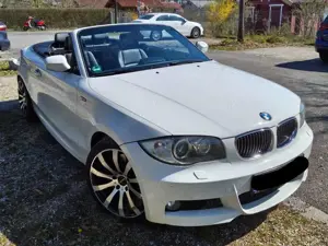 BMW 123 123d Cabrio Aut. Bild 4