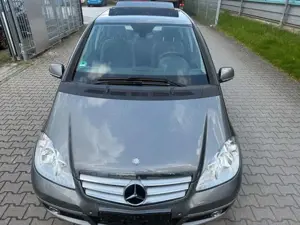 Mercedes-Benz A 180 AVANTGARDE Tüv Neu Garantie Servo Klima