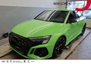 Audi RS3 Sportback RS-AGA Matrix BO Black ACC Design Grün