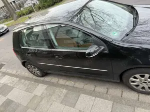 Volkswagen Golf 1.6 FSI