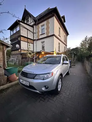 Mitsubishi Outlander 2.0 DI-D 4WD Inform