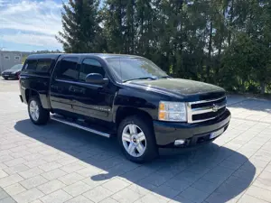 Chevrolet Silverado Cheyenne LTZ mit Gasanlage