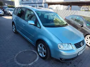 Volkswagen Touran 2. Hand - Scheckheft / Insp.+TÜV neu