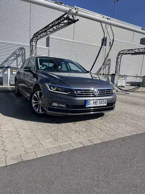 Volkswagen Passat 2.0 TSI (BlueMotion Technology) DSG Highline