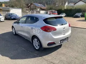 Kia Ceed / cee'd cee'd Navi ALU PDC Klimaaut Dream-Team Bild 5